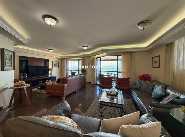 Apartamento Ed. Nina Schürmann, Frente Mar Centro - Balneário Camboriú