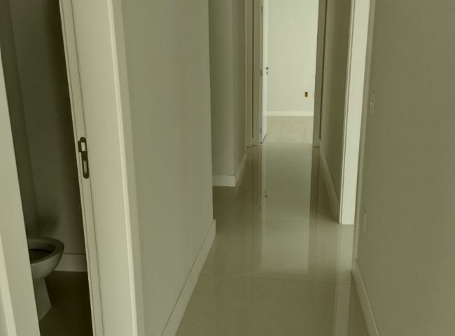 Apartamento 3 dormitórios Cidade Jardim, Quadra Mar - Balneário Camboriú