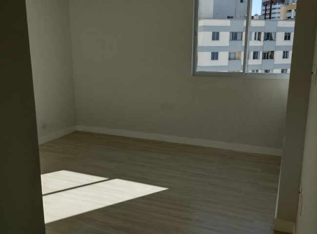 Apartamento 3 dormitórios Cidade Jardim, Quadra Mar - Balneário Camboriú