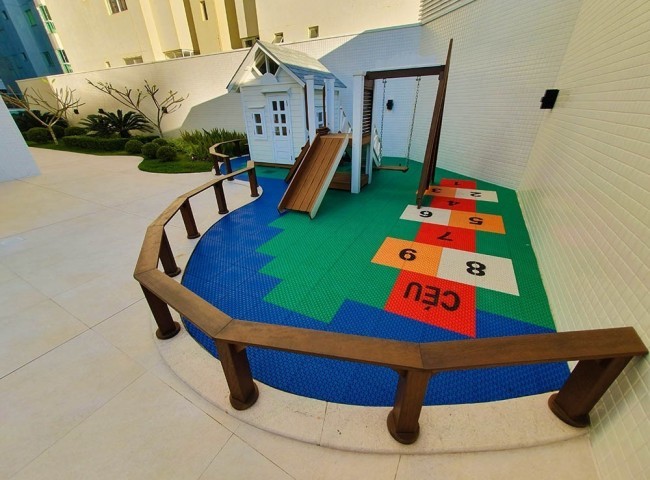 Apartamento 3 dormitórios Cidade Jardim, Quadra Mar - Balneário Camboriú