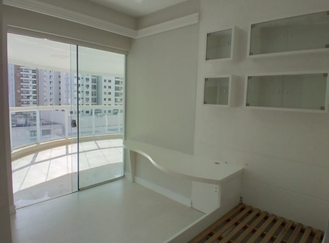 Apartamento 3 dormitórios La Madeson, Quadra Mar - Balneário Camboriú