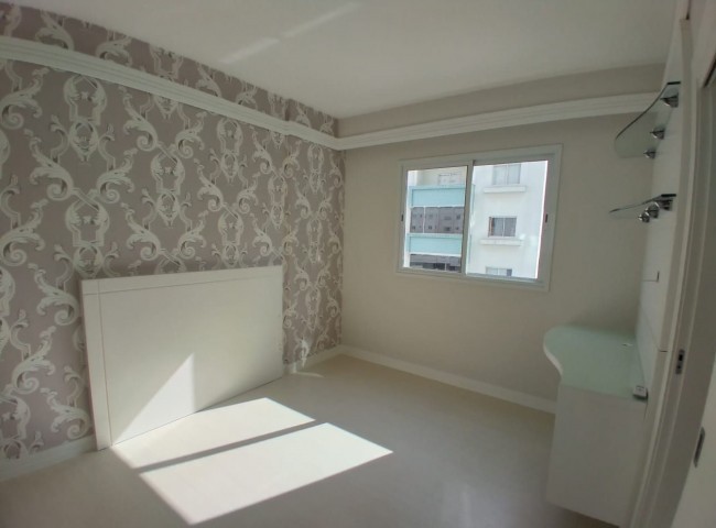 Apartamento 3 dormitórios La Madeson, Quadra Mar - Balneário Camboriú