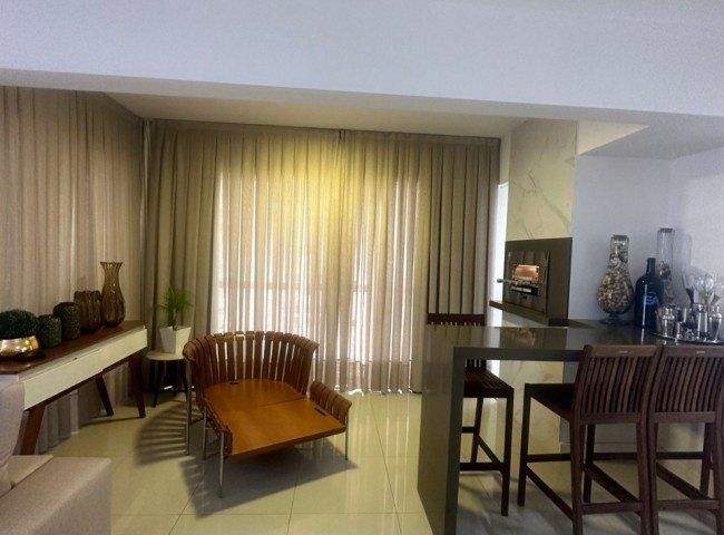 Apartamento 3 dormitórios Regio Di Calabria, Centro - Balneário Camboriú