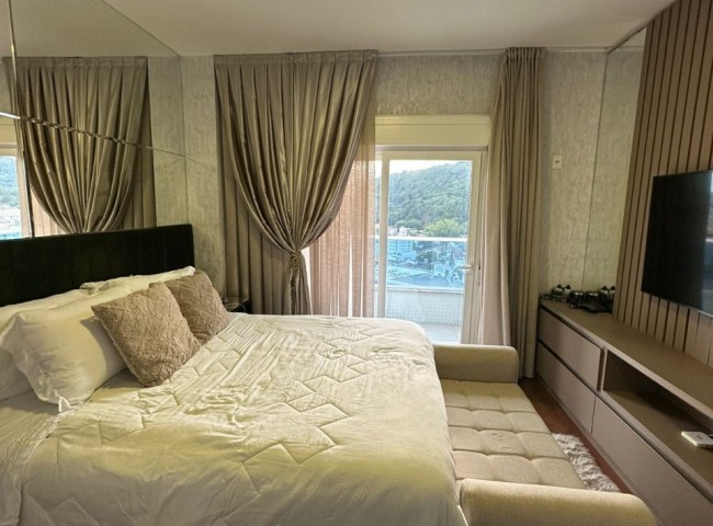 Apartamento 3 dormitórios Regio Di Calabria, Centro - Balneário Camboriú