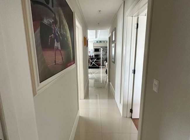 Apartamento 3 dormitórios Brava Beach Reserva Aroeira, Praia Brava - Itajaí