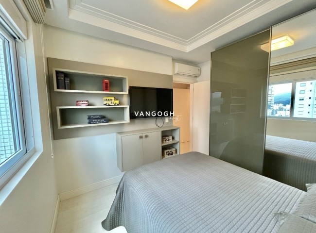 Apartamento 4 dormitórios Villa Serena Home Club, Quadra Mar - Balneário Camboriú