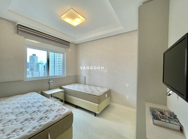 Apartamento 4 dormitórios Villa Serena Home Club, Quadra Mar - Balneário Camboriú