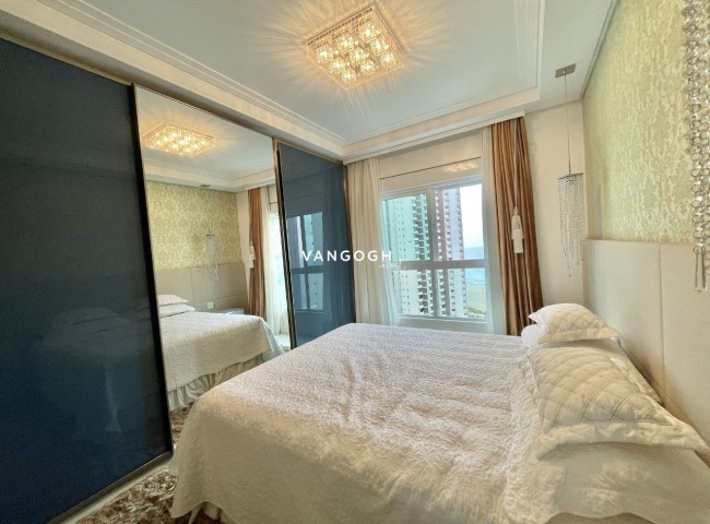 Apartamento 4 dormitórios Villa Serena Home Club, Quadra Mar - Balneário Camboriú