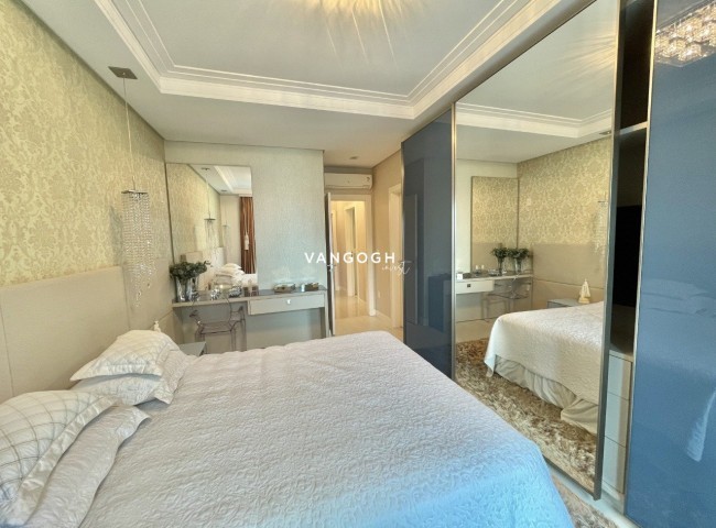 Apartamento 4 dormitórios Villa Serena Home Club, Quadra Mar - Balneário Camboriú