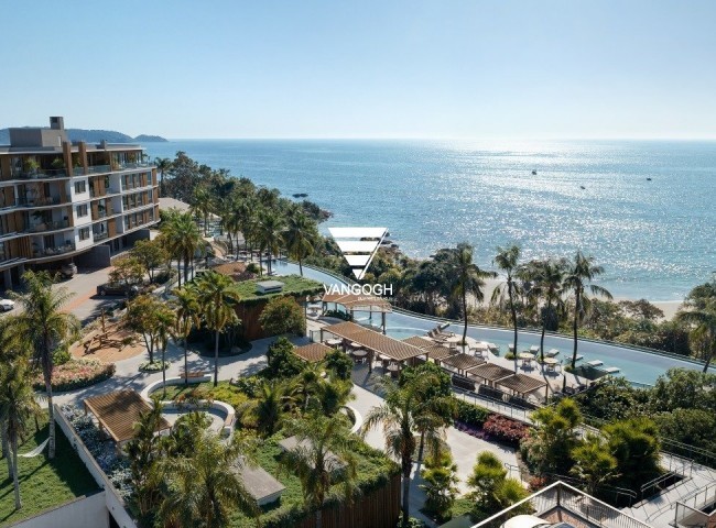 Porto Ribeiro Village