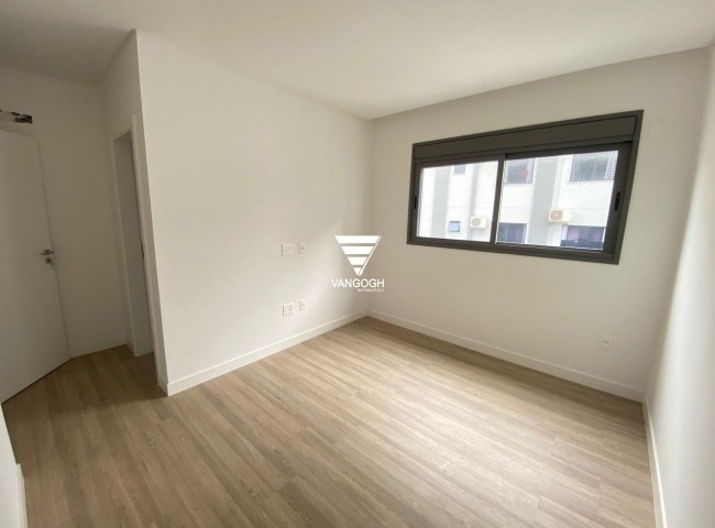 Apartamento 4 dormitórios Royal Tower, Centro - Balneário Camboriú