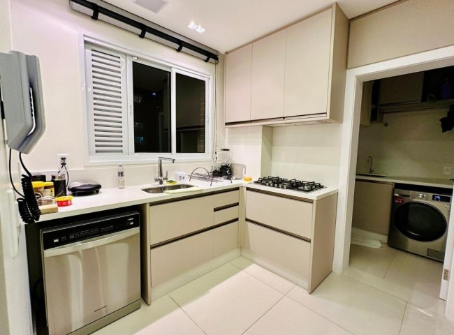 Apartamento 3 dormitórios Windsor Village, Centro - Balneário Camboriú