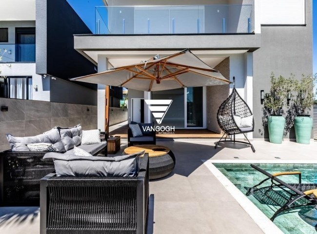 Casa 4 dormitórios Caledônia Private Village, Santa Regina - Camboriú