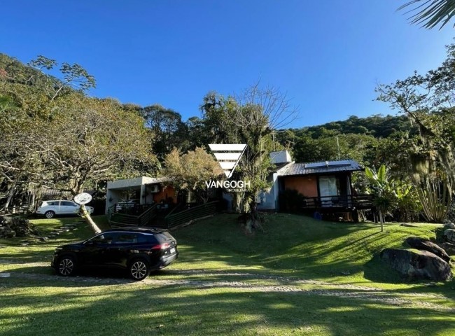 Chácara 3 dormitórios , Nova Esperança - Balneário Camboriú