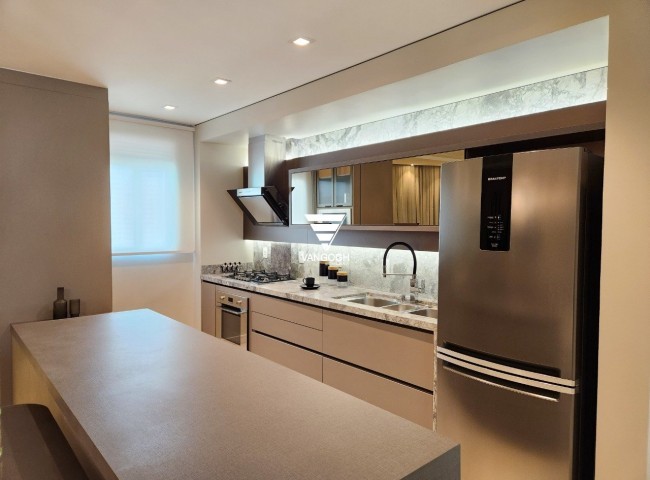 Apartamento 3 dormitórios Torre Esmeralda, Pioneiros - Balneário Camboriú