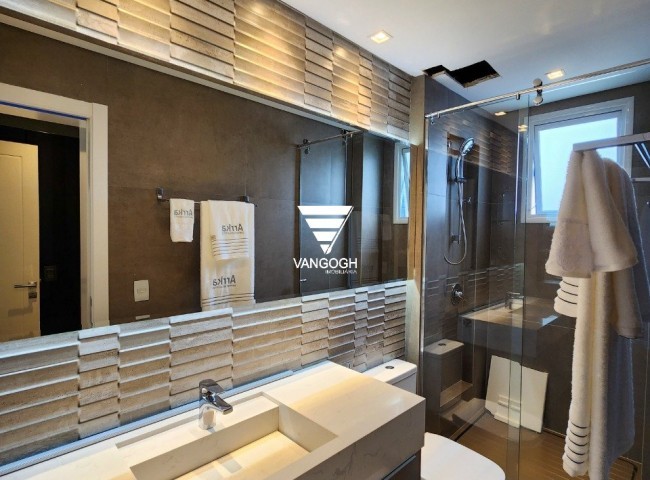 Apartamento 3 dormitórios Torre Esmeralda, Pioneiros - Balneário Camboriú