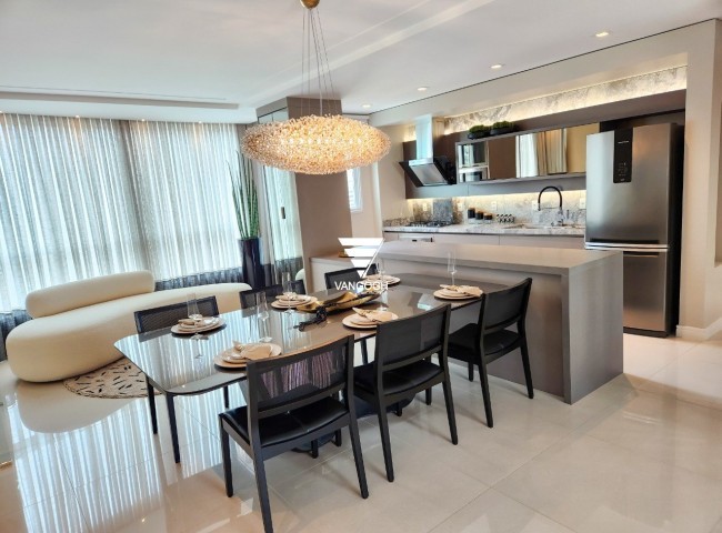 Apartamento 3 dormitórios Torre Esmeralda, Pioneiros - Balneário Camboriú