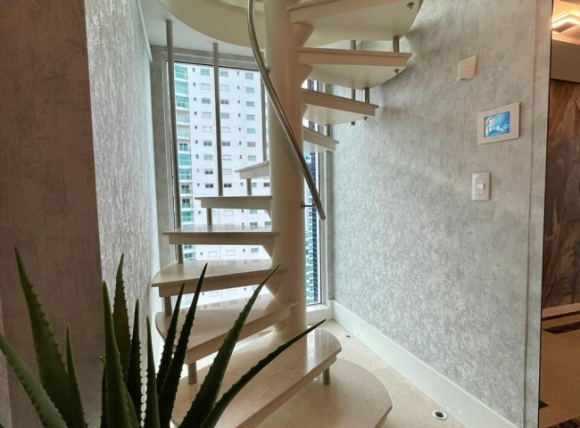 Cobertura 7 dormitórios Summer Beach, Frente Mar - Balneário Camboriú