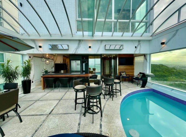 Cobertura 7 dormitórios Summer Beach, Frente Mar - Balneário Camboriú