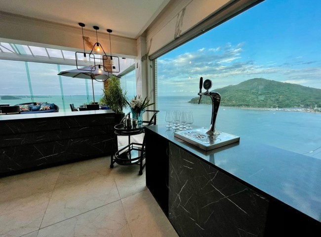 Cobertura 7 dormitórios Summer Beach, Frente Mar - Balneário Camboriú