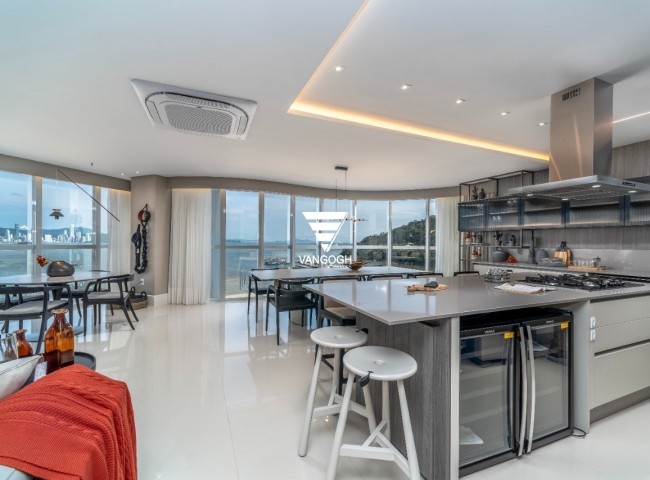 Apartamento 4 dormitórios Ibiza Towers, Frente Mar - Balneário Camboriú