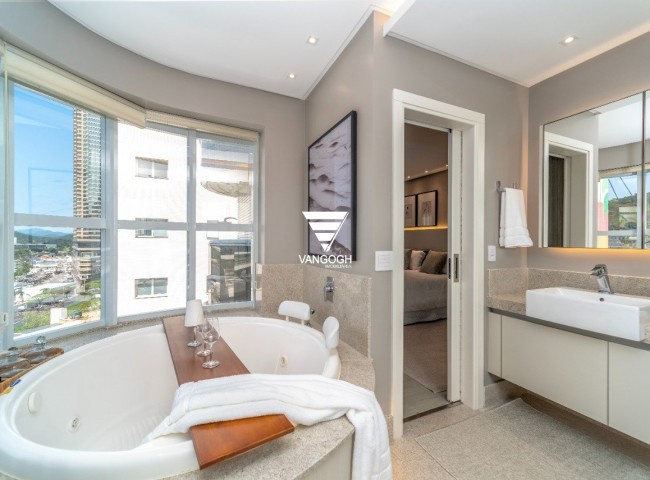 Apartamento 4 dormitórios Ibiza Towers, Frente Mar - Balneário Camboriú