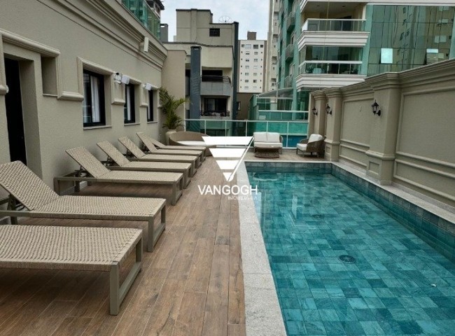 Apartamento 4 dormitórios Belissímo, Meia Praia - ITAPEMA