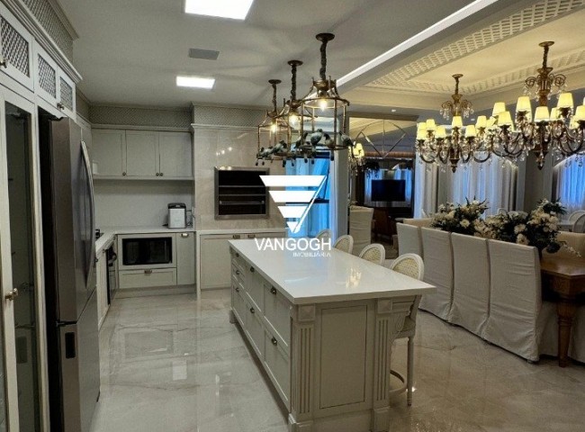 Apartamento 4 dormitórios Belissímo, Meia Praia - ITAPEMA