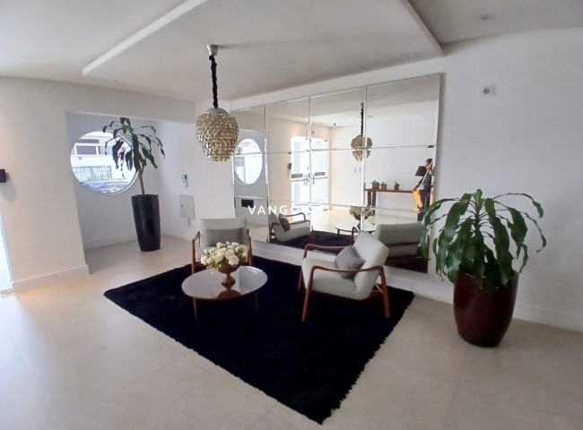 Apartamento 3 dormitórios Residence Piet Mondrian, Centro - Balneário Camboriú