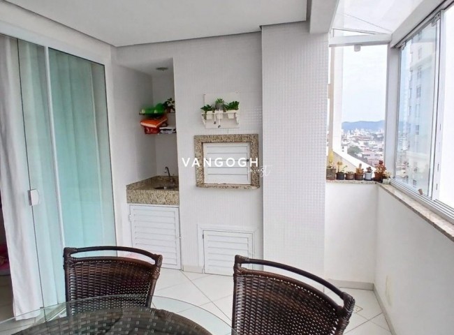 Apartamento 3 dormitórios Residence Piet Mondrian, Centro - Balneário Camboriú