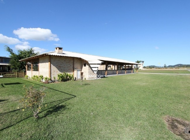 Pavilhão Costa Esmeralda, Sertao de Santa Luzia - PORTO BELO