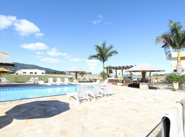 Pavilhão Costa Esmeralda, Sertao de Santa Luzia - PORTO BELO