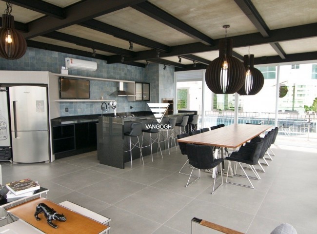 Apartamento 4 dormitórios Via Marina, Quadra Mar - Balneário Camboriú