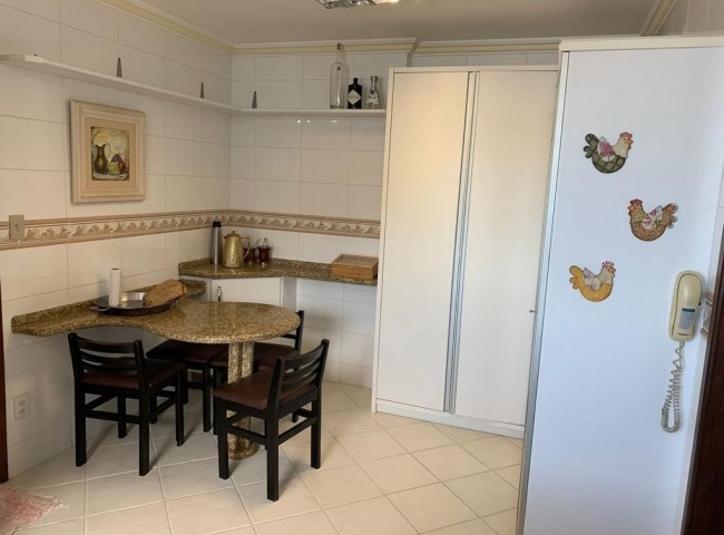 Apartamento 3 dormitórios Monte Olympo, Frente Mar - Balneário Camboriú