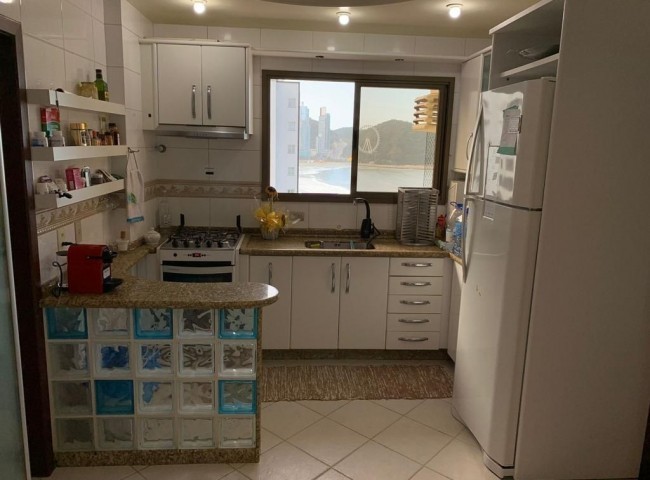 Apartamento 3 dormitórios Monte Olympo, Frente Mar - Balneário Camboriú