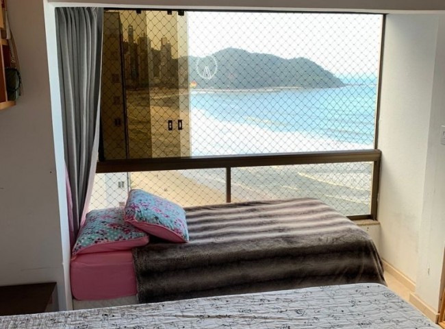 Apartamento 3 dormitórios Monte Olympo, Frente Mar - Balneário Camboriú
