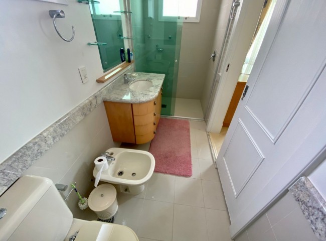 Apartamento 3 dormitórios Royal Palace, Frente Mar - Balneário Camboriú