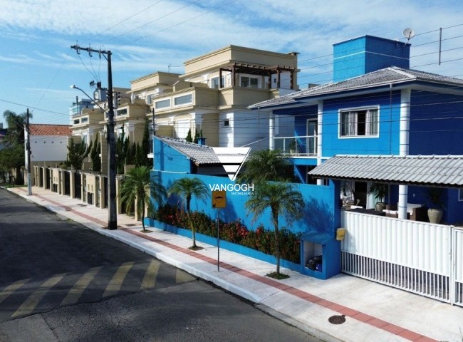 Casa 5 dormitórios , Praia dos Amores - Balneário Camboriú