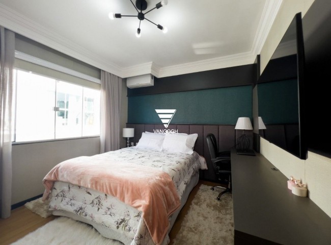 Casa 5 dormitórios , Praia dos Amores - Balneário Camboriú