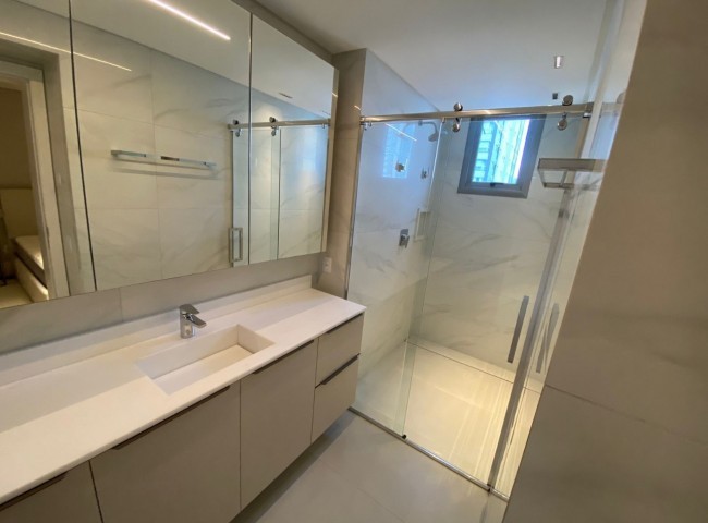 Apartamento 4 dormitórios Splendido