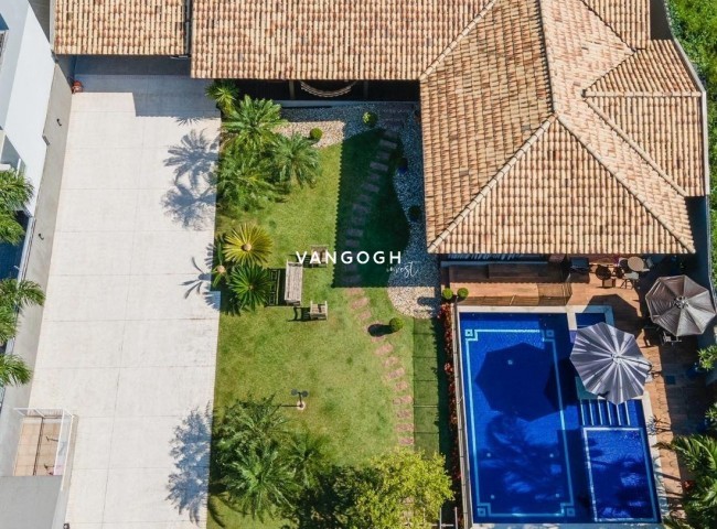 Casa 4 dormitórios , Barra - Balneário Camboriú