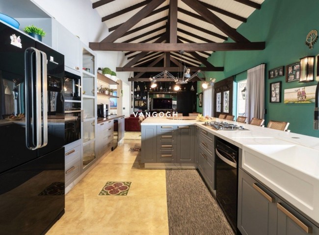 Casa 4 dormitórios , Barra - Balneário Camboriú