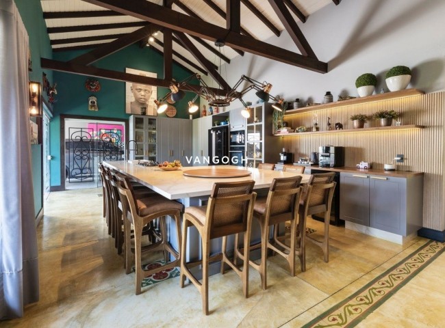 Casa 4 dormitórios , Barra - Balneário Camboriú