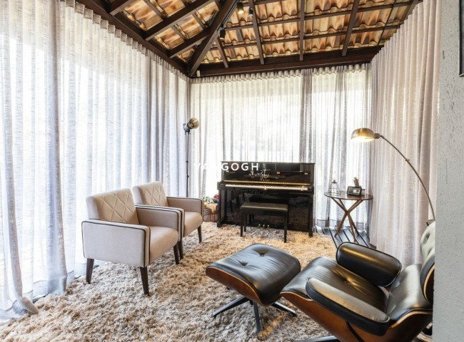 Casa 4 dormitórios , Barra - Balneário Camboriú