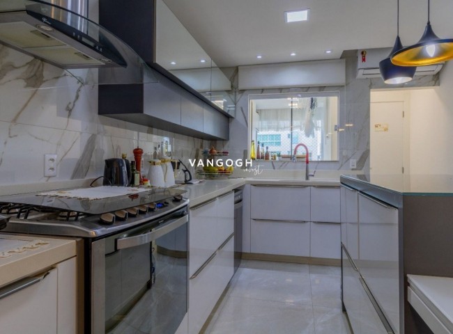 Apartamento 3 dormitórios Edifício Maresol, Centro - Balneário Camboriú