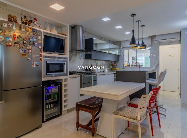 Apartamento 3 dormitórios Edifício Maresol, Centro - Balneário Camboriú