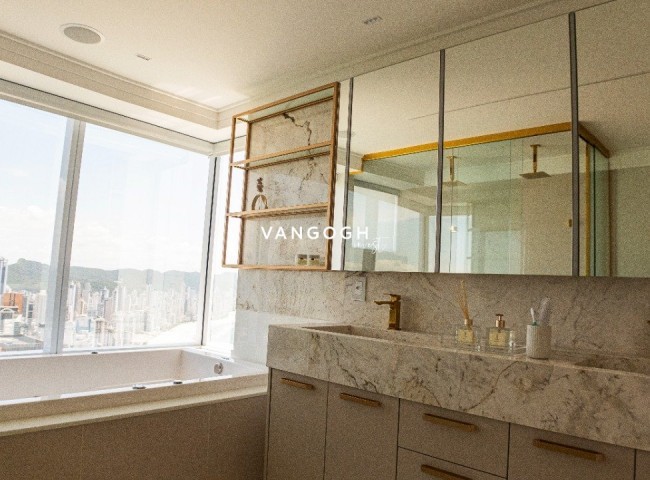 Apartamento 4 dormitórios One Tower Residence, Frente Mar - Balneário Camboriú