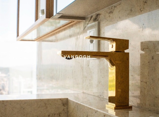 Apartamento 4 dormitórios One Tower Residence, Frente Mar - Balneário Camboriú