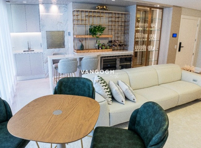 Apartamento 4 dormitórios One Tower Residence, Frente Mar - Balneário Camboriú