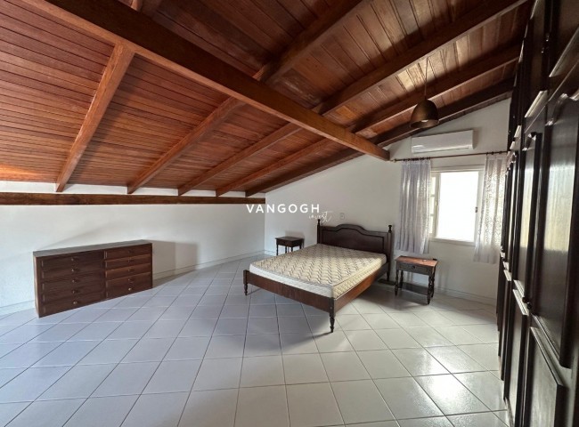 Casa 3 dormitórios , Centro - Balneário Camboriú